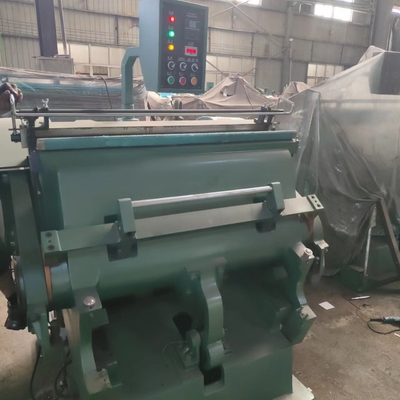 ফ্ল্যাট প্রেসিং ইন্ডেন্টেশন মেশিন 1200 * 830 5.5KW 4200kg
