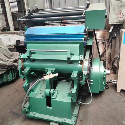 12KW দীর্ঘস্থায়ী এমবস মেশিন HJ-930T 640mm ফয়েল ফিড দৈর্ঘ্য