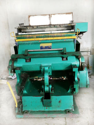 HJ-1500T এমবসিং মেশিন 1500*1050mm 150T কনফিগারেশন টেবিল