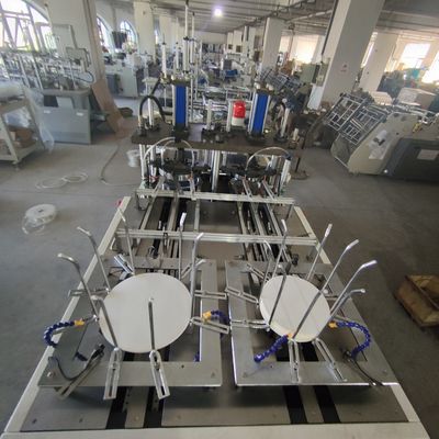 নিষ্পত্তিযোগ্য লাঞ্চ বক্স শক্ত কাগজ মেশিন গরম গলে আঠালো প্রক্রিয়া