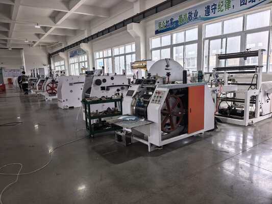 ব্যাগ সিলিং এবং কাটিং মেশিন ক্রাফ্ট পেপার ব্যাগ তৈরির মেশিন 420 থেকে 600 মিমি ব্যাগ প্রস্থ এবং 400 জাল সিরামিক প্রিন্টিং রোলার সহ